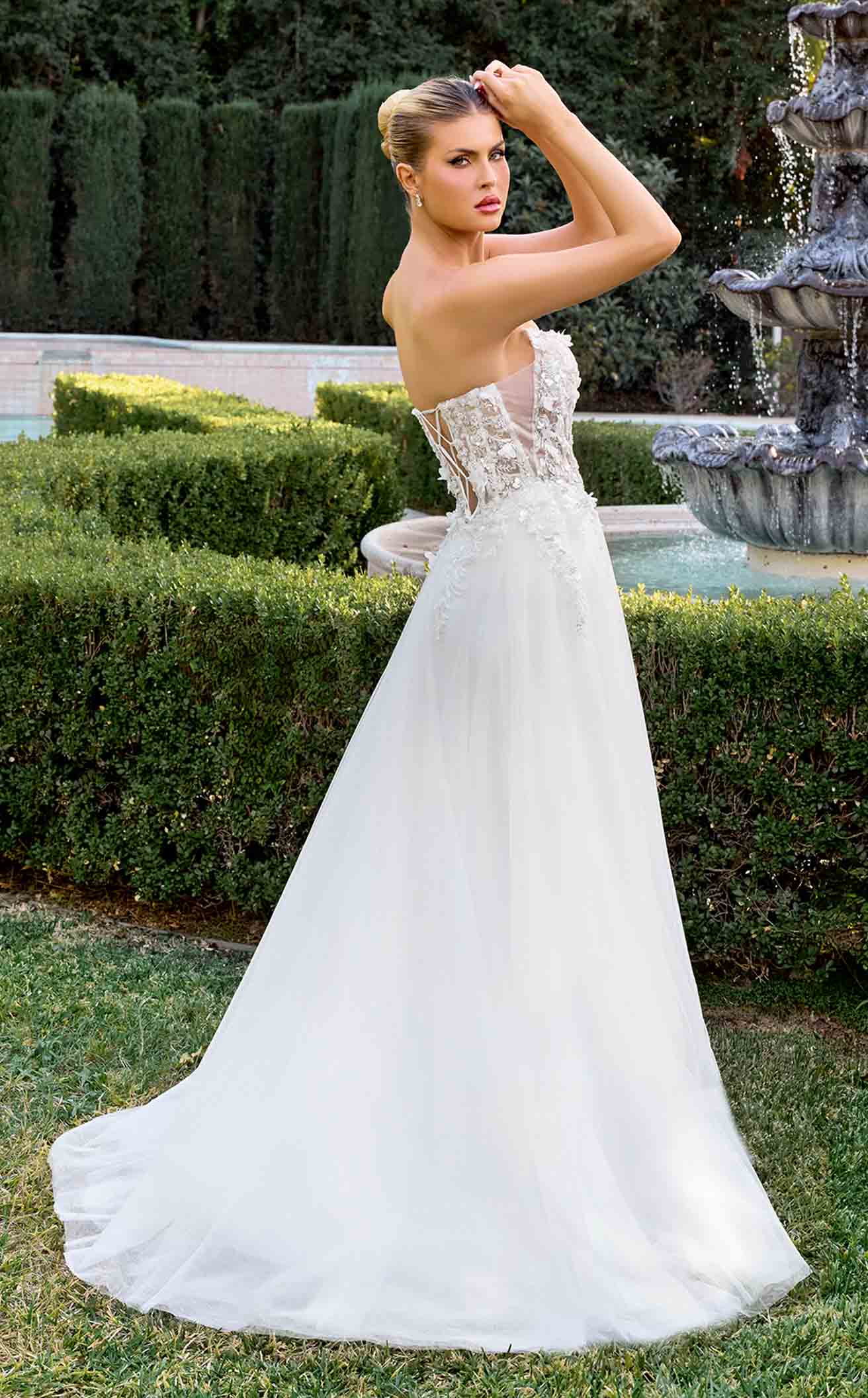 Ladivine C174W Dress