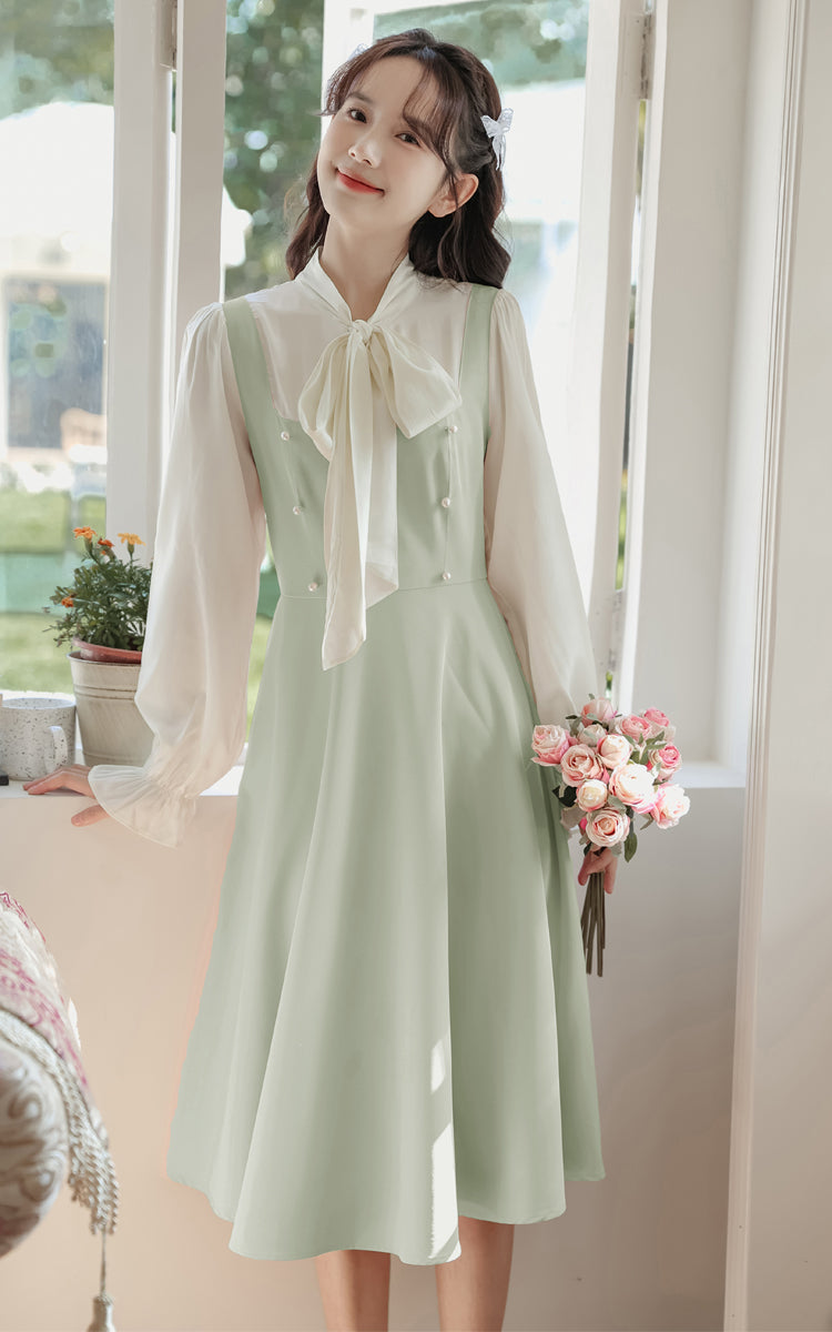 Missy Tie Neck Midi Dress